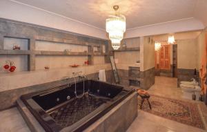 Gorgeous Home In Vittoria