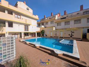 Ground floor 2 Bedroom Apt Amapolas IV LZ12