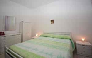 Gorgeous Home In Finaiti, Santa Croce C