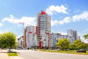 1BR Apartment with a Free Designated Parking Space