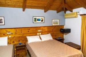 Oasis Beachfront Studios & Apartments, by ZanteWize