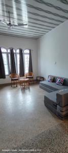 Genesis Spaces Sky 6 guests