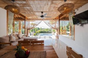 Jonggi Villa - 2BR Luxury Uluwatu Pool Villa