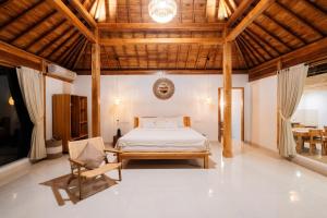 Jonggi Villa - 2BR Luxury Uluwatu Pool Villa