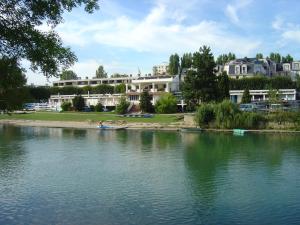 Appartements Confort & calme proche Marne : Studio