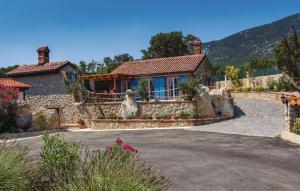 House Victoria 1 by Villas Guide