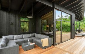 Beautiful Home In Børkop With Sauna