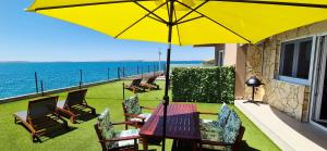 Apartments Nicolas - Beach & Sea 10m away - Amazing sea view!