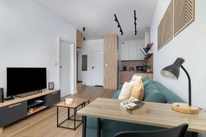 Bright Apartment near the Center of Katowice with Parking by Noclegi Renters