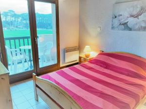 Appartements Appartement lumineux a 5 min des plages et commerces avec balcon, barbecue et parking inclus - FR-1-239-608 : photos des chambres