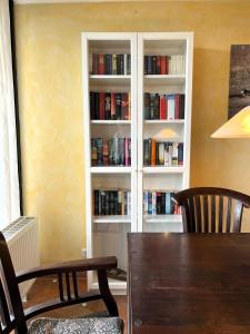 Im Aida Park im Nordseebad Tossens liegt dieses geräumige Ferienhaus im mediterranen Stil.