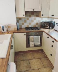 Sycamore Cottage, Western Lakes Bolthole With Views Across the Fells