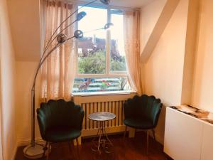 London Central 4 bed House with Garden