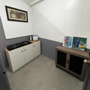 House near Caleruega Chapel & Twin Lakes Tagaytay - The Nook By Reivel