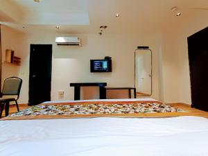 Hotel The Centrum NFC Couple Friendly