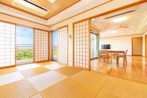 max 8 people, 2LDK -Sion-Maezato