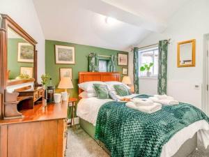 Hutton Mount Retreats