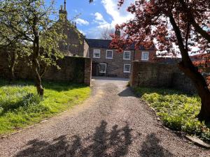 Hutton Mount Retreats