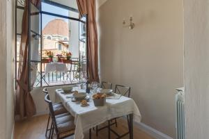 San Lorenzo Dome Apartment