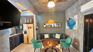 Beachside Oasis ! Spacious ½ block from the Beach