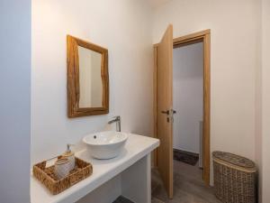 Pounta Condo 1 - Shared pool