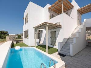 Pounta Condo 1 - Shared pool