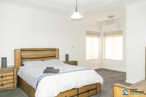 Luxury Desert Paradise