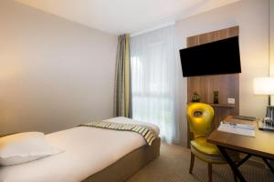 Standard Single Room room in Best Western Plus Hotel Du Parc Chantilly