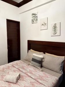 Bayay ni Mamang Siargao - Upper Level with Balcony