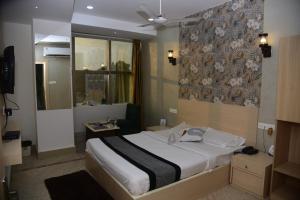The Blue Lagoon Hotel Premium