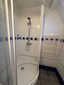 Maisons de vacances Cottage with Garden 5mn Beach : photos des chambres