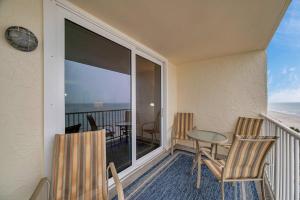 Sandcastle 1 Condo 803