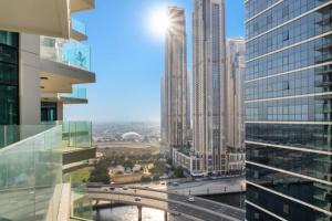 Loft-Style Studio - Canal View - Fully Furnished - Near Dubai Mall - Burj Khalifa