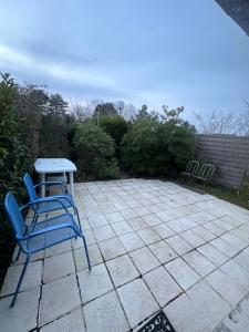 Maisons de vacances Cottage with Garden 5mn Beach : photos des chambres