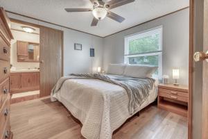 The Lakeside Shack on West Lake Okoboji