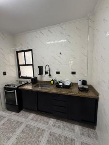 Apto de 100m2 entre praias do Tombo e Asturias