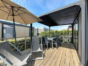 Maisons de vacances Mobil-home Grand Confort 4 pers, 2 chambres, 1 sdb, clim, terrasse & parking, a 200m de la plage - FR-1-361A-2 : photos des chambres