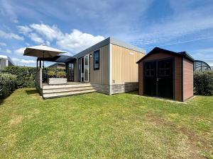 Maisons de vacances Mobil-home Grand Confort 4 pers, 2 chambres, 1 sdb, clim, terrasse & parking, a 200m de la plage - FR-1-361A-2 : photos des chambres