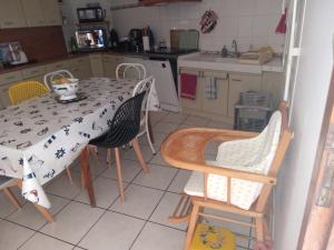 Maisons de vacances MAISON AVEC JARDIN PROCHE MER : photos des chambres