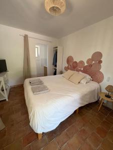 Villas Bastide de Charme en Pierre avec Piscine dans le Golfe de Saint Tropez : photos des chambres