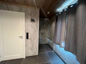 Hus nær butikk, sentrum & rekreasjon