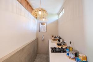 Modern Uluwatu Studio Apartment and Pool