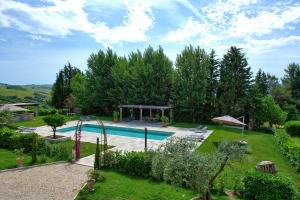 Borgo Ariano near Volterra by PosarelliVillas