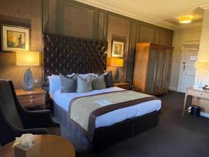 Junior Suite room in Crathorne Hall