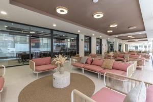 Solo para Estudiantes Plaza Castilla Madrid