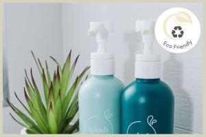 Enjoy the Pause Holiday Home, A Quiet City Centre, 2 Double Bed, Free Parking, Manchester Airport 50 min drive