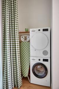 Suite By Alfonso XII