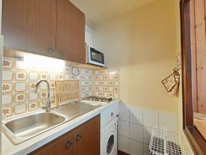 Studio 4 pers, centre village, proche commerces et pistes, TV incluse - FR-1-241-29