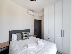 Ionian Bliss Deluxe Apartment