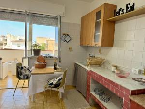 Relax and Comfort 3 Bedrooms with AC Near the Beach with Terrace and Free Parking